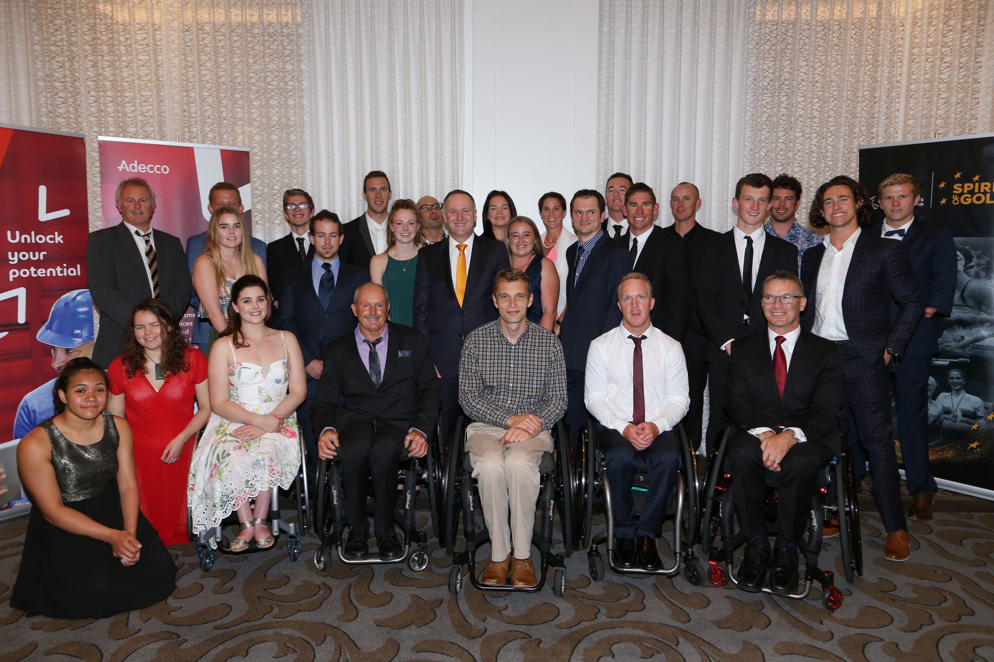Members of the New Zealand Rio 2016 Paralympic Team and Sochi 2014 Paralympic Winter Team with Prime Minister John Key. 
